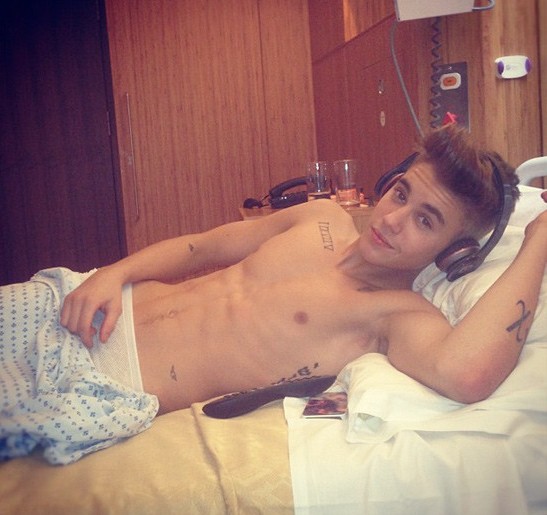 Жастин Бибер ухаан алдсан ч тоглолтоо үргэлжлүүлжээ